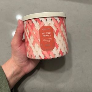 White Barn Island Papaya 3-Wick Candle ($26.95)